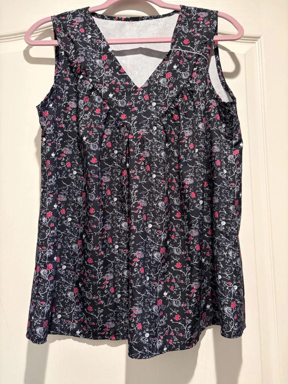 Source Unknown Black Tank Top with Pink & White Floral Print - Picture 1 of 4